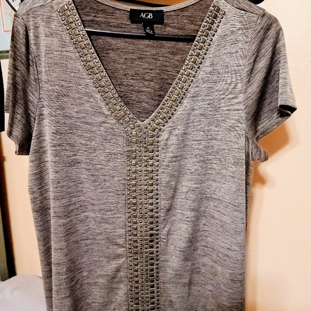 AGB womens gray embellished blouse XL